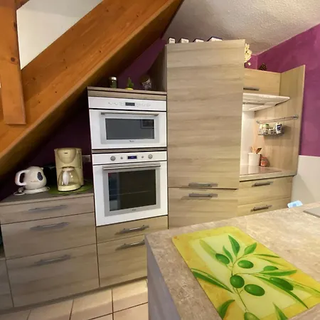 V0782 - 6 Personnes Climatisee Avec Terrasse 400 M De La